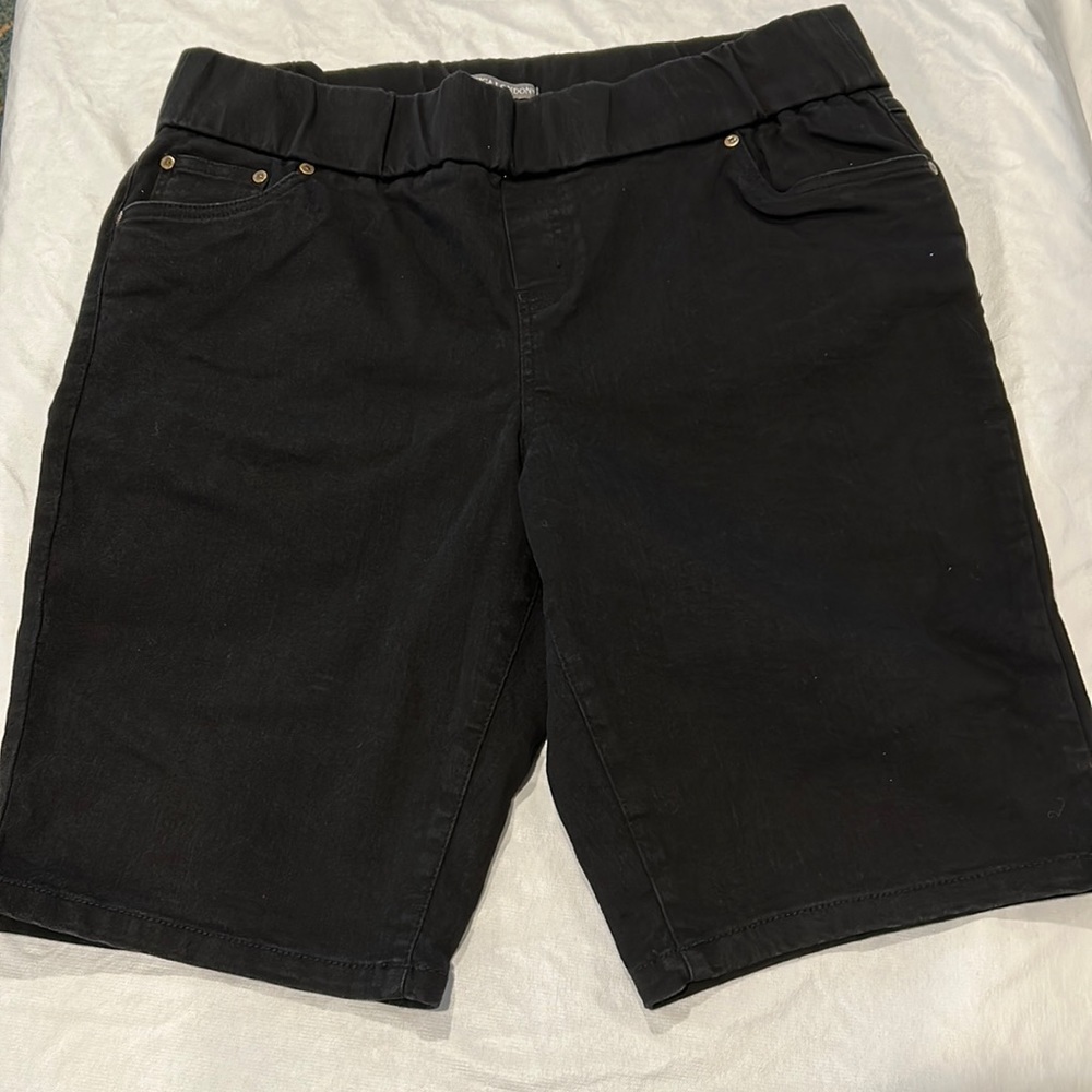 Jessica London Black Bermuda Shorts Size 18W Like New Front & Back Pockets